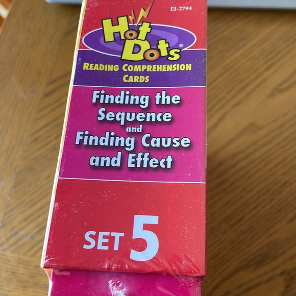 Hot Dots Reading Comprehension Cards Finding the Sequence/Finding Cause & Effect - Picture 4 of 4